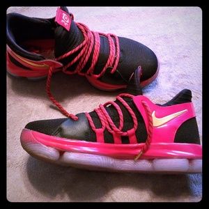 Kevin Durant (KD) Nike sneakers